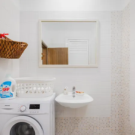 Crete In Koutouloufari - 6 Guests - Pool